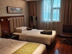 -和颐酒店(广州琶洲会展中心广州塔赤岗地铁站店)