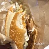 又来打卡麦当劳新品了 桃桃麦旋风