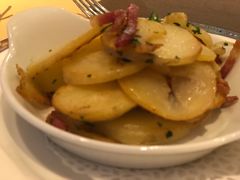 -ResTaurAnt S'ZWILLING Stuebel