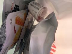 -名创优品(北京新中关购物中心地铁层店)
