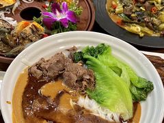 -唔止卤嘢·潮州府城菜(鹭江店)