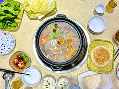 -九寨特色牦牛肉汤锅 羊肉汤锅