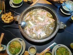 -石锅苗苗鱼(武汉首店)