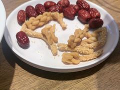 -俭寨大盘鸡·手抓肉·烧烤新疆菜(乌苏路店)