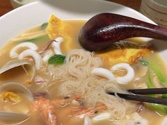 -荣家黄鱼面(前滩太古里店)