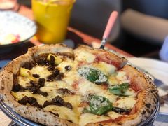 双拼披萨-Primo·丽莫意大利窑烤披萨