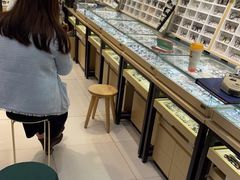 -沫芮眼镜·蔡司官方授权店(人民广场店)