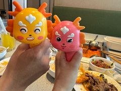 -海底捞火锅(新松江路生日主题店)