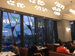 -港丽餐厅(高德置地店)