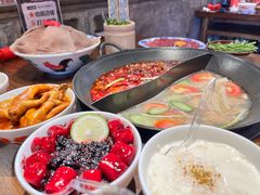 -萍姐火锅·公路夜市(武汉首店)