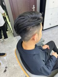 -藤野造型烫发染发