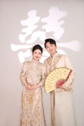 -雪中彩影婚纱摄影·微光艺术中心