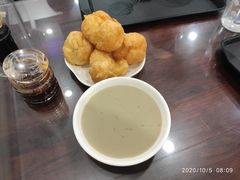 -聚德华天护国寺小吃(甜水园店)