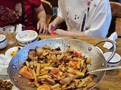 -老唐三下锅 ·张家界地标美食(溪布街店)