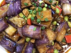 -锦粤宫·融合粤菜(上海金沙江店)