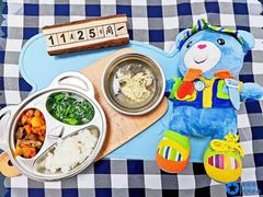 -抱抱熊托育中心(大悦城店)