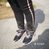 小草也刚刚露出头，但是随手一拍画面依然很美！