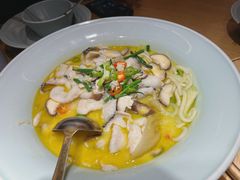 -蜜桃餐厅·伴山(海岸城店)