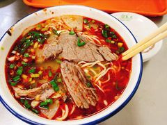 -清真白建强牛肉面(金雁花园店)