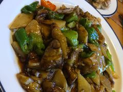 -闯关东东北农家菜(崂山石老人店)