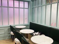 -安格丽娜·狗咖·猫咖羊驼咖(春熙路百盛商场店)