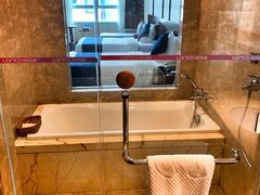 -蓝蔻酒店(深圳东站布吉万象汇店)