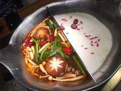 胡椒猪肚鸡鸳鸯锅-湊湊火锅·茶憩(东城万达店)