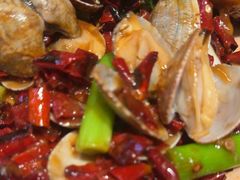 -街角等你.大连海鲜烧烤.经典铁板海鲜串(西安路店)