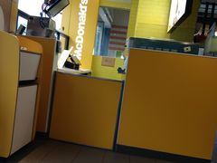 -麦当劳(美林湖店)