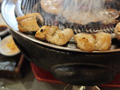 -围炉肉舍•炭烤活鳗•丹东海鲜烤肉(步行街店)