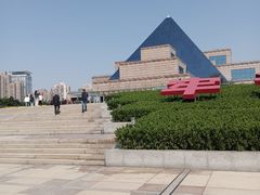 -上海市龙华烈士陵园