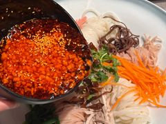 七彩凉米线-福照楼汽锅鸡·云南菜(火车站锦江店)