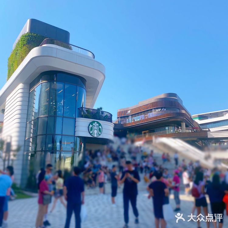 上海“网红”打卡新地标·前滩太古里