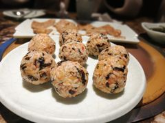 金枪鱼饭团-猪啊牛呀羊啊铜盘烤肉(正大广场店)