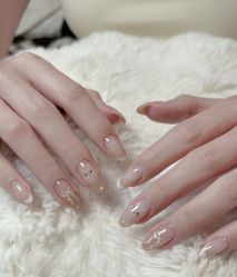 -桃色美甲沙龙