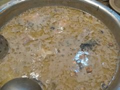 -肖肖酸萝卜鱼火锅(总店)