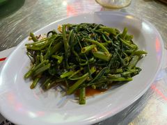 -明记烧鱼美味店