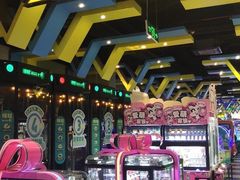 -反斗乐园π·电玩·高空拓展·蹦床(龙华天虹店)