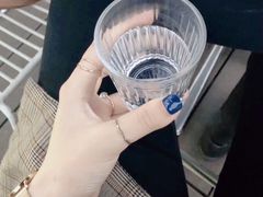 -UNI UNI(环亚凯瑟琳店)