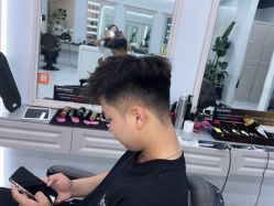 -尤司男士国潮理发馆