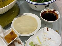 -大鸭梨烤鸭店(金顶街店)