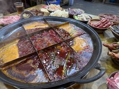-正南齊北重庆老火锅(光华村直营店)