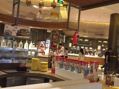 -华邑酒店·鲜艳全日自助餐厅