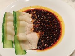 蒜泥白肉配乳瓜-初蓉丨遇见新川菜(亲贤街荣耀店)