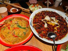 -半步颠小酒馆(繁花中心)