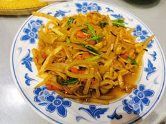 酸萝卜肥肠-湘春酒家·1989(运达汇店)