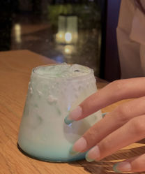 -七月美睫 美甲