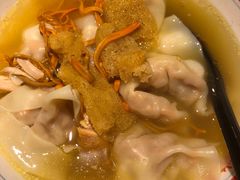 -八二小区抄手(龙湖上城天街店)