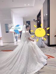 -深白婚纱艺术馆(王府壹号店)