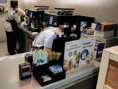 -瑞幸咖啡(新生活广场紫金山路店)